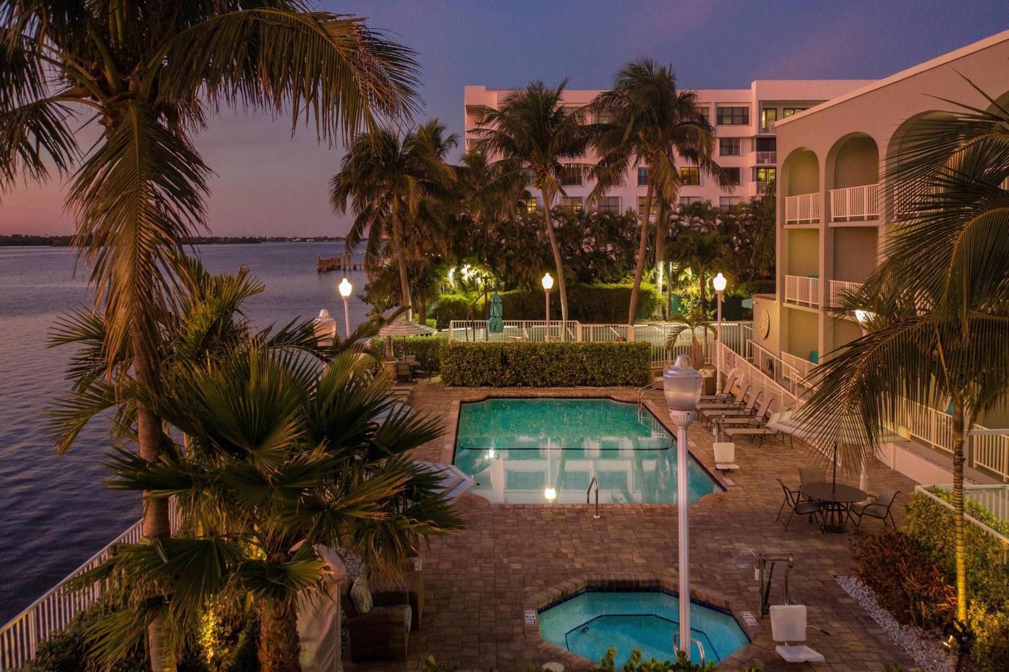 Fairfield Inn And Suites By Marriott Palm Beach Exteriér fotografie